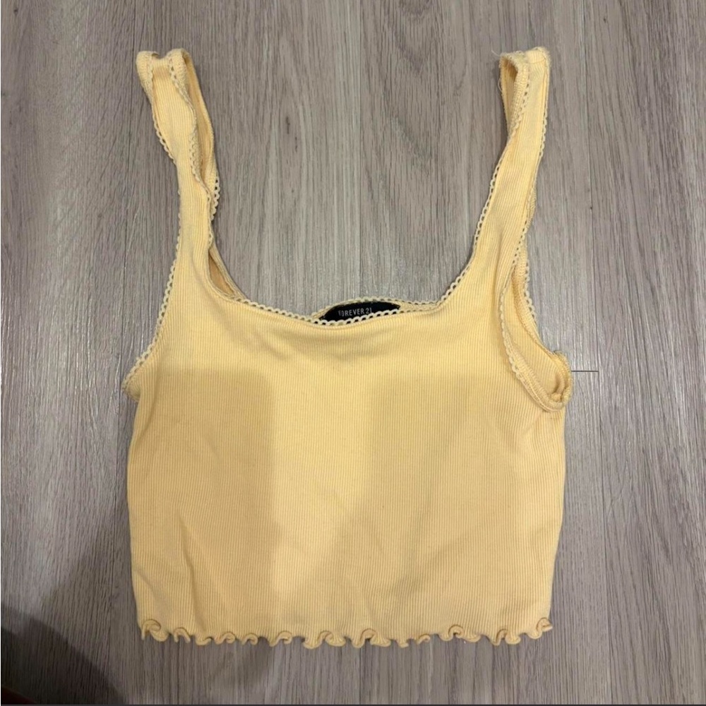 Forever 21 Pale Yellow Ribbed Cropped Tank with Scalloped Trim